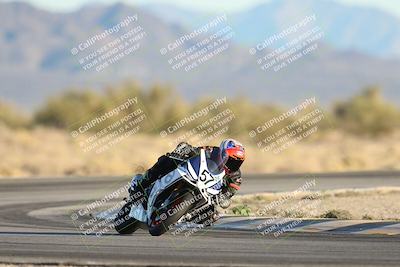 media/Dec-07-2025-CVMA (Sun) [[3e7d2de5dc]]/Race 17-Amateur Formula Middleweight/